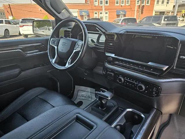 2022 Chevrolet Silverado 1500 4WD Crew Cab Short Bed LT Trail Boss