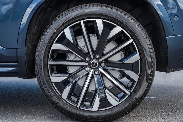 2026 Volvo XC90 Plug-In Hybrid Plus, T8 AWD, Electric/Gasoline, Bright, 7 Seats