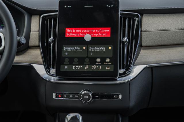 2026 Volvo XC90 Plug-In Hybrid Plus, T8 AWD, Electric/Gasoline, Bright, 7 Seats