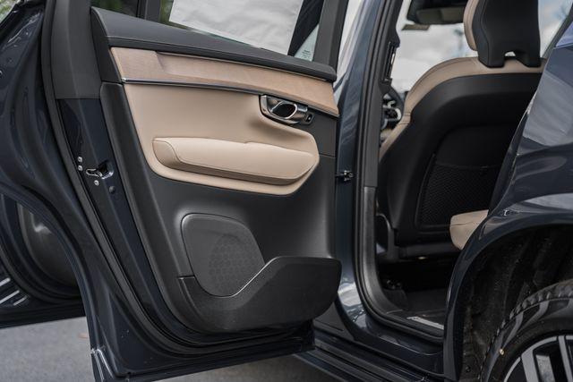 2026 Volvo XC90 Plug-In Hybrid Plus, T8 AWD, Electric/Gasoline, Bright, 7 Seats