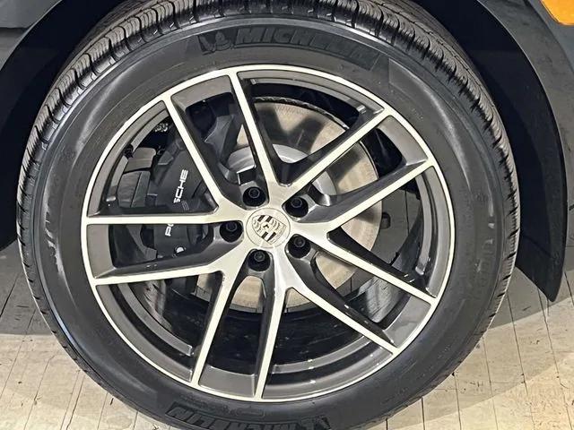 2026 Porsche Macan Unknown