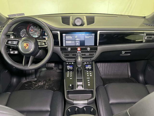 2026 Porsche Macan Unknown
