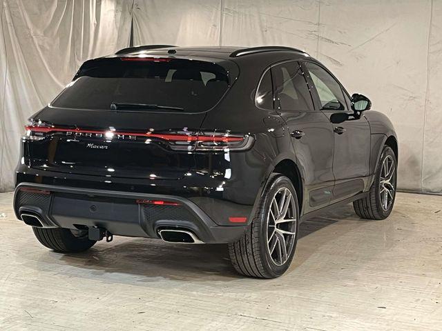 2026 Porsche Macan Unknown
