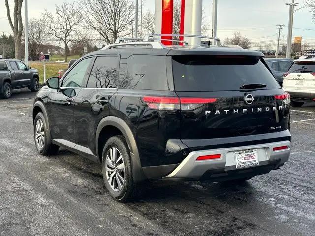 2025 Nissan Pathfinder SL 4WD
