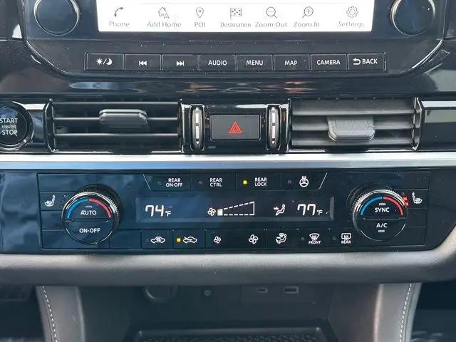 2025 Nissan Pathfinder SL 4WD