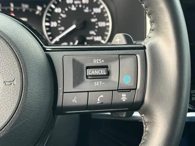 2025 Nissan Pathfinder SL 4WD