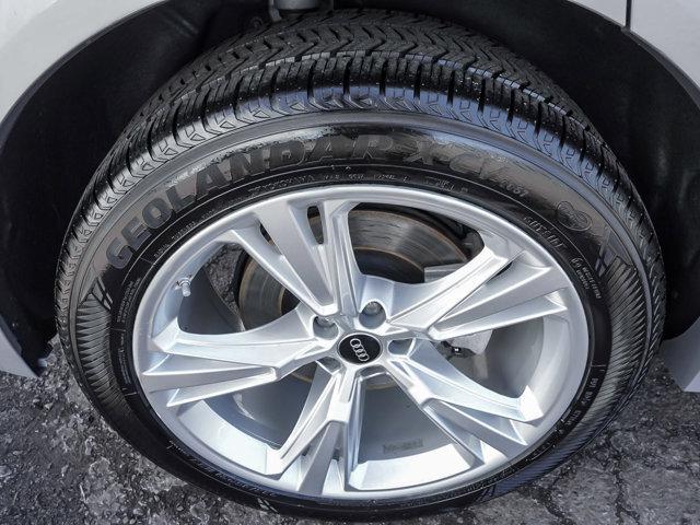 2022 Audi Q8 Premium Plus 55 TFSI quattro Tiptronic