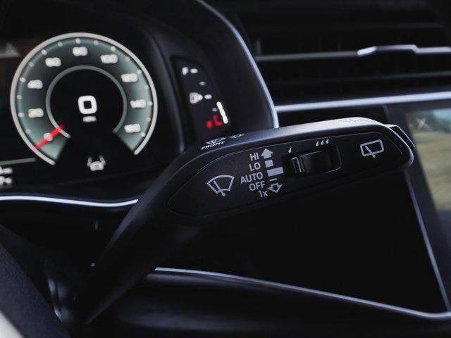 2022 Audi Q8 Premium Plus 55 TFSI quattro Tiptronic