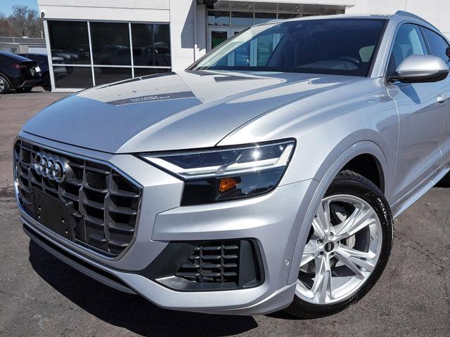 2022 Audi Q8 Premium Plus 55 TFSI quattro Tiptronic