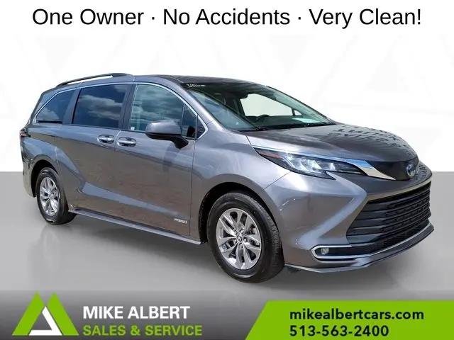 2021 Toyota Sienna XLE for sale near Cincinnnati, OH