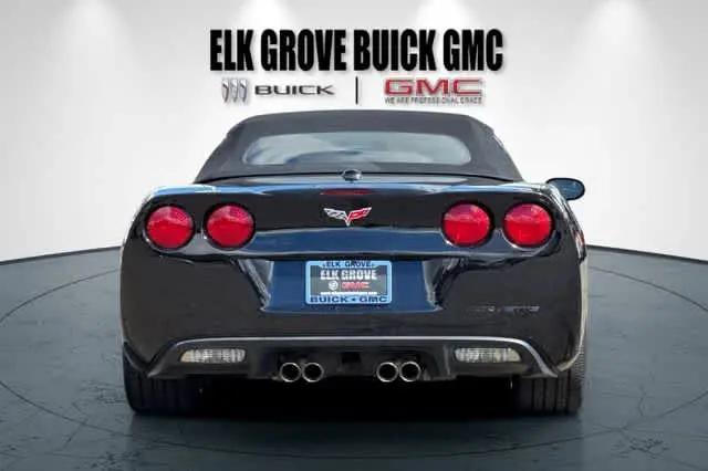 2005 Chevrolet Corvette Base