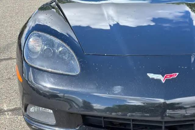 2005 Chevrolet Corvette Base