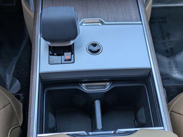 2026 Land Rover Range Rover P400 SE