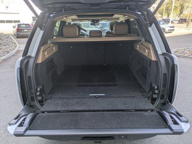 2026 Land Rover Range Rover P400 SE