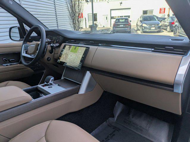 2026 Land Rover Range Rover P400 SE