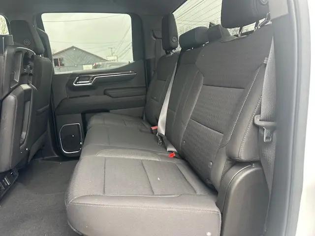 2022 Chevrolet Silverado 1500 4WD Crew Cab Standard Bed LT