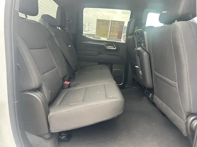 2022 Chevrolet Silverado 1500 4WD Crew Cab Standard Bed LT