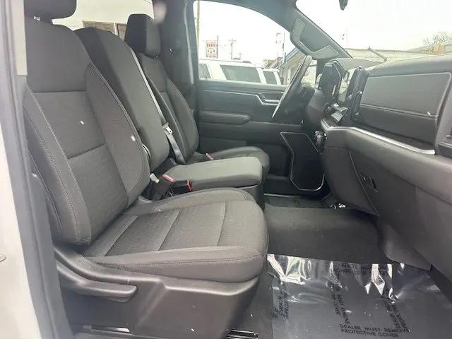 2022 Chevrolet Silverado 1500 4WD Crew Cab Standard Bed LT