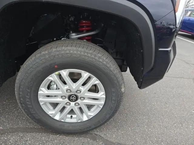 2026 Toyota Tundra SR5 CrewMax 5.5' Bed