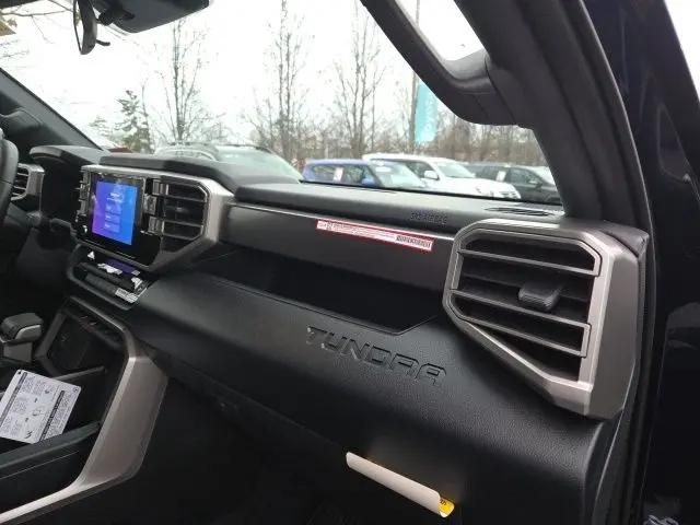 2026 Toyota Tundra SR5 CrewMax 5.5' Bed