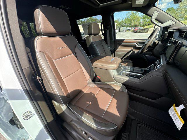 2026 GMC Sierra 3500HD Crew Cab, Long Bed, Denali Dual Rear Wheel, 4WD