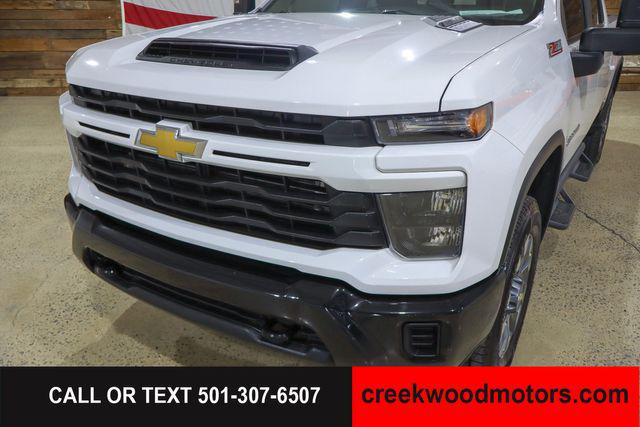 2024 Chevrolet Silverado 2500HD 4WD Crew Cab Standard Bed Custom