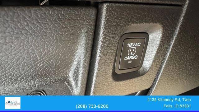 2022 Ram 3500 Laramie Mega Cab 4x4 6'4" Box