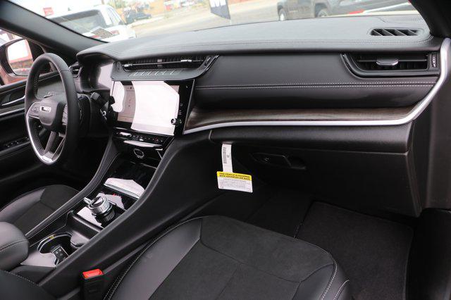 2026 Jeep Grand Cherokee Altitude 4x4
