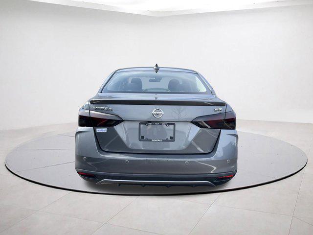 2020 Nissan Versa SR Xtronic CVT