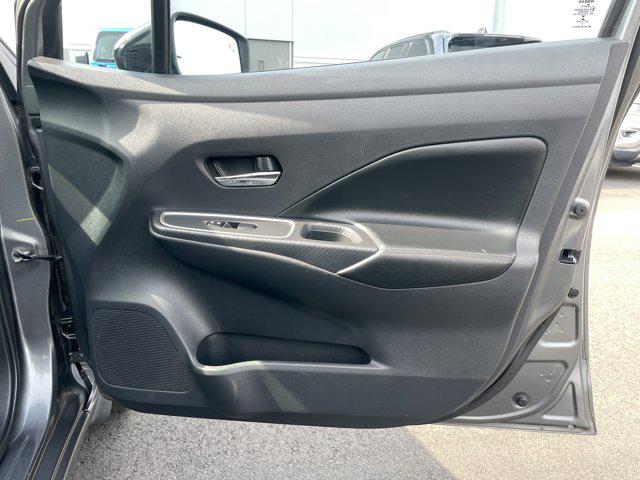 2020 Nissan Versa SR Xtronic CVT
