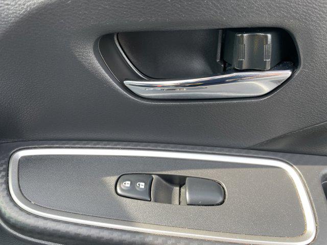 2020 Nissan Versa SR Xtronic CVT
