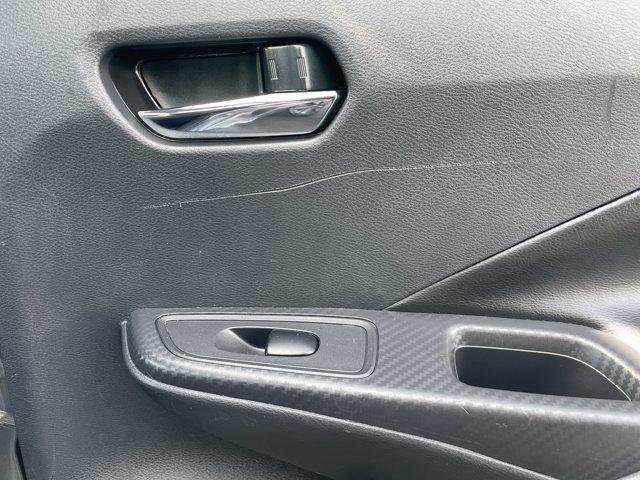 2020 Nissan Versa SR Xtronic CVT