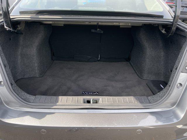 2020 Nissan Versa SR Xtronic CVT