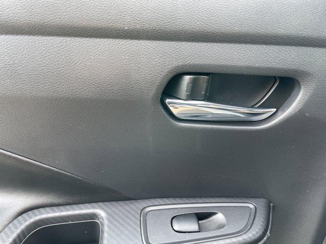 2020 Nissan Versa SR Xtronic CVT
