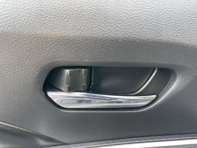 2020 Nissan Versa SR Xtronic CVT