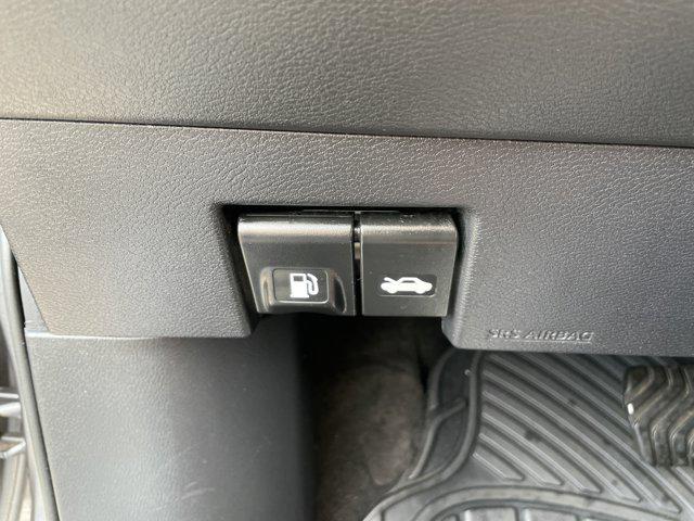 2020 Nissan Versa SR Xtronic CVT