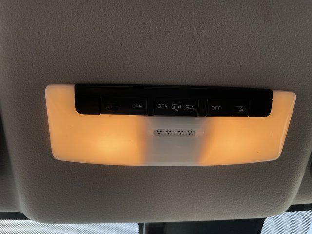 2020 Nissan Versa SR Xtronic CVT