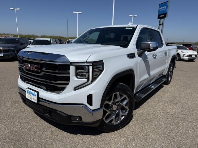 2026 GMC Sierra 1500 Crew Cab, Short Bed, SLT, RWD
