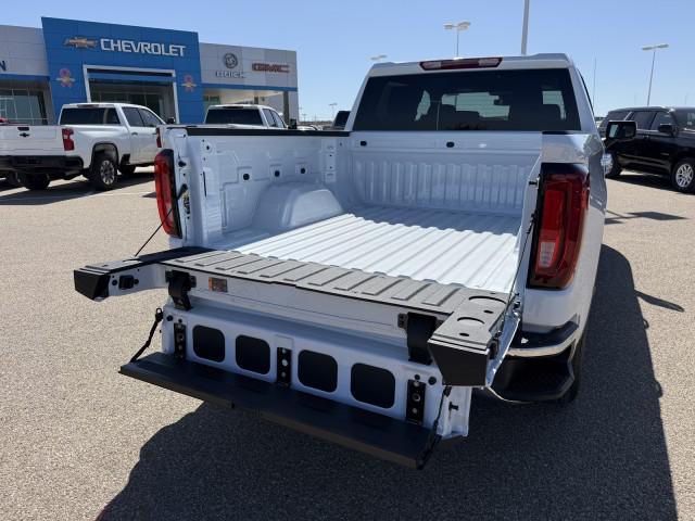 2026 GMC Sierra 1500 Crew Cab, Short Bed, SLT, RWD