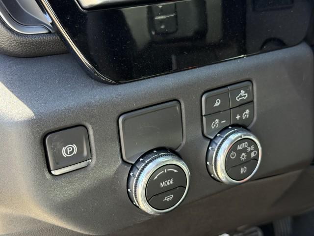 2026 GMC Sierra 1500 Crew Cab, Short Bed, SLT, RWD