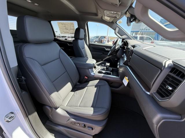 2026 GMC Sierra 1500 Crew Cab, Short Bed, SLT, RWD