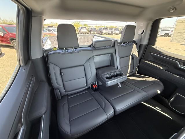 2026 GMC Sierra 1500 Crew Cab, Short Bed, SLT, RWD