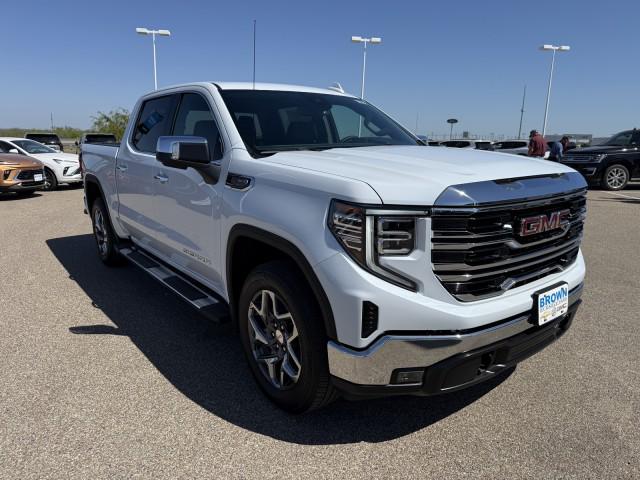 2026 GMC Sierra 1500 Crew Cab, Short Bed, SLT, RWD