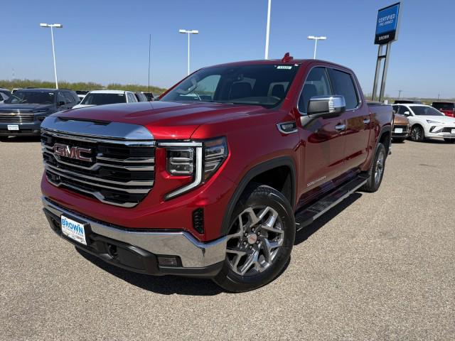 2026 GMC Sierra 1500 Crew Cab, Short Bed, SLT, RWD