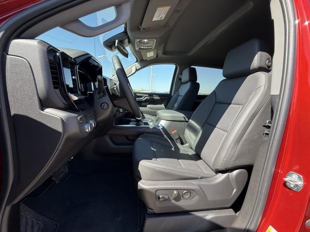 2026 GMC Sierra 1500 Crew Cab, Short Bed, SLT, RWD