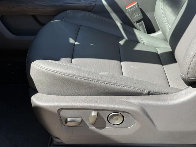 2026 GMC Sierra 1500 Crew Cab, Short Bed, SLT, RWD