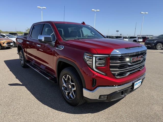 2026 GMC Sierra 1500 Crew Cab, Short Bed, SLT, RWD