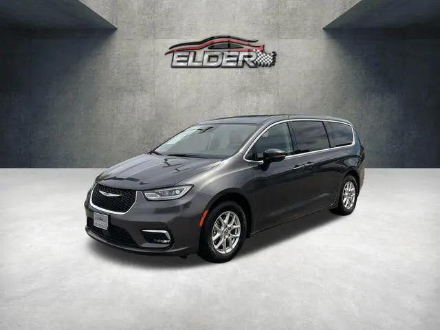 2023 Chrysler Pacifica Touring L for sale in Killeen, TX