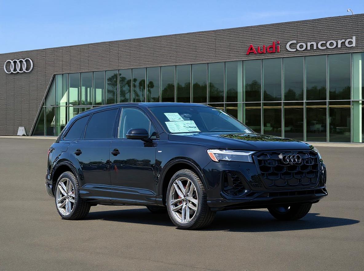 Mythos Black Metallic 2026 Audi Q7 quattro Prestige 55 TFSI SUV / Crossover All-Wheel Drive Automatic
