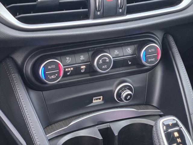 2022 Alfa Romeo Stelvio Ti AWD